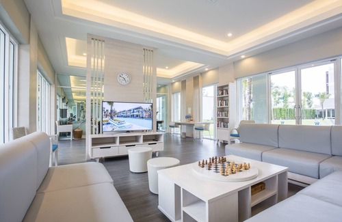 Khuekkhak Hotel | The Waters Khao Lak by Katathani