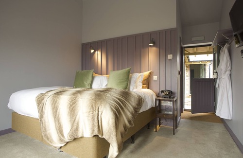 Byworth Hotel | The Welldiggers Arms