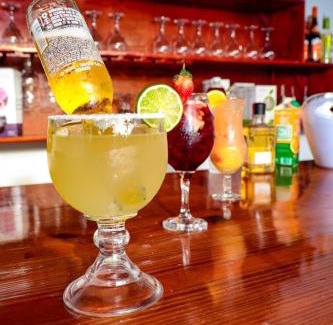 Guayacanes Bed & Breakfast | The White Rock Hotel B&B