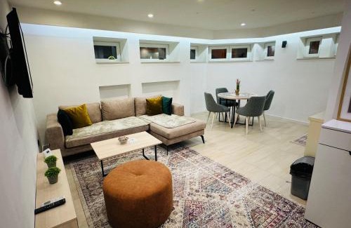 Old Town Apartment | The white shell Apartment - Old Town apartment - Walk everywhere