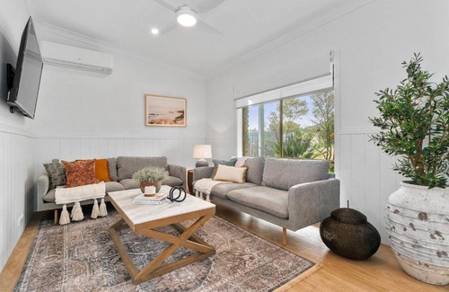 Capel Sound House | The Whitewinds - A Group Escape by Rosebud Beach