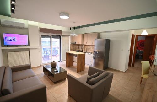 Larissa Apartment | THE WHOLE PACKET A4 center with parking
