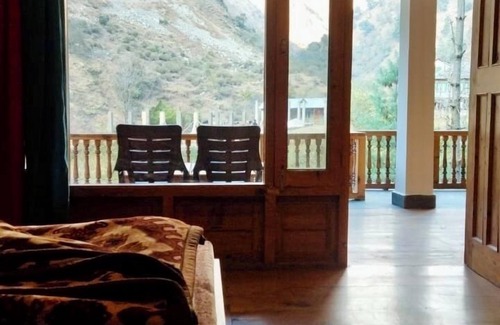 Banjar Hotel | The Woods - Tirthan Valley