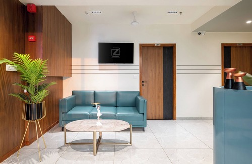 Gandhinagar Hotel | The Zuree Hotel