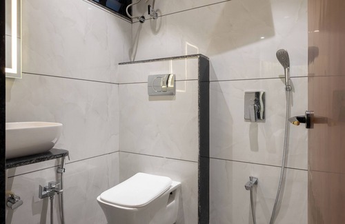 Gandhinagar Hotel | The Zuree Hotel