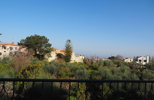 Prines Villa | Thei's Nest in a large garden in the Prines' centre near restaurants, beach,city
