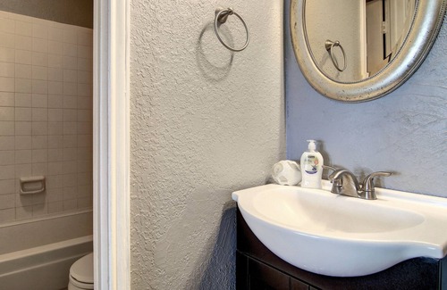Port Aransas Condo | Third Floor Seabatical Condo in Mustang Island by Redawning