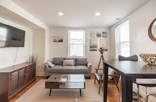 Spring Garden Apartment | This apartment is a 1 bedroom (s), 1 bathrooms, located in Philadelphia, PA.