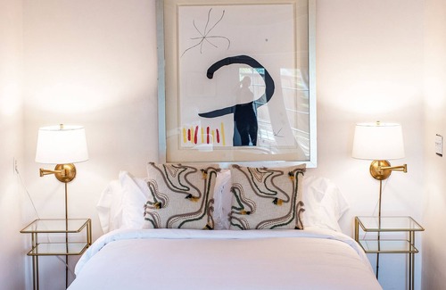 Montecito Cottage | This cottage is a 0 bedroom(s), 1 bathrooms, located in Montecito, CA.