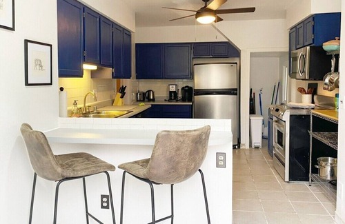 Whittier House | This house is a 2 bedroom(s), 2 bathrooms, located in Denver, CO.