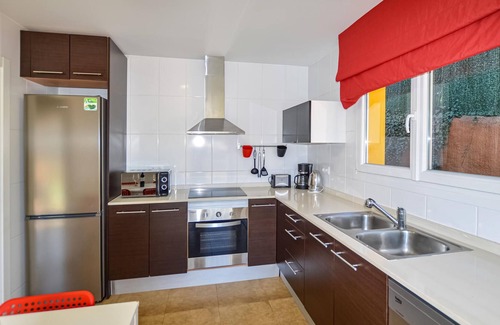 Macanet de la Selva House | This spacious vacation home has its own pool and is located in the urbanization Maçanet de la Selva,