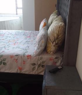 Tembisa House | Thiwani Guest House