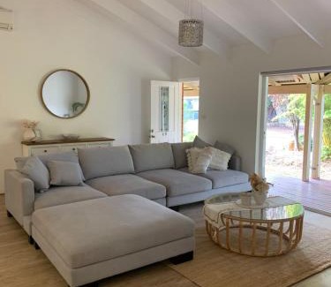 Dunsborough House | Three bears beach house