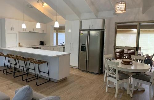 Dunsborough House | Three bears beach house