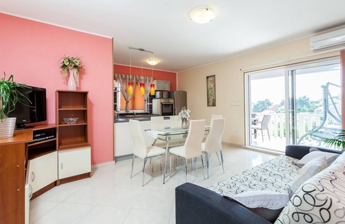 Brna Apartment | Three bedroom apartment with terrace and sea view Brna, Korčula (A-9147-a)