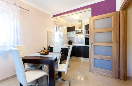 Brna Apartment | Three bedroom apartment with terrace and sea view Brna, Korčula (A-9147-a)