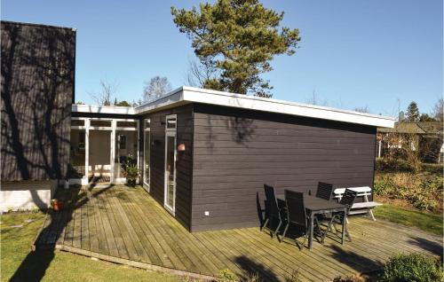 Haslevgarde House | Three-Bedroom Holiday Home In Hadsund