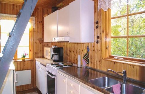 Gamla Staden-Sandskogen House | Three-Bedroom Holiday Home In Ystad