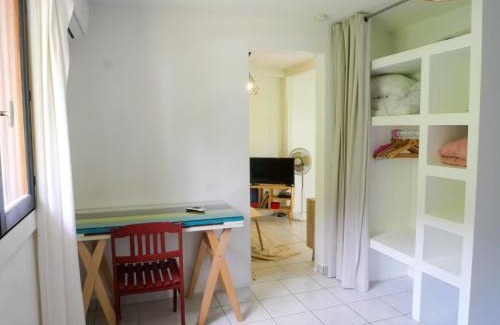 Riviere-Sens Apartment | Ti Kaz Houelmont, Vue jardin tropical, proche plage de Rivière-Sens