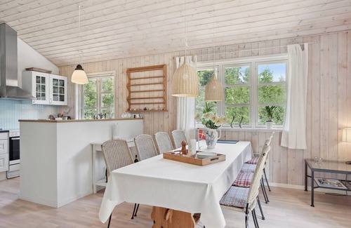 Nordost House | "Tia" - 1.4km from the sea by Interhome