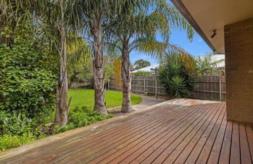 Lake Bunga House | Tidal Escape