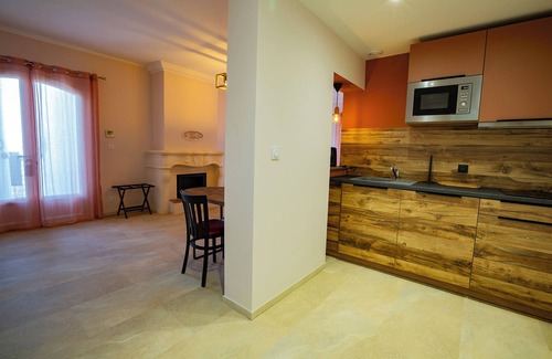 Sainte-Tulle Apartment | Tierracotta aparthotel 2 persons