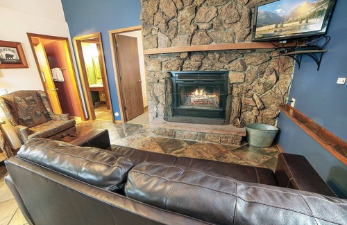 Estes Park Cabin | Timber Creek Chalets: 7 2 Bedroom Cabin