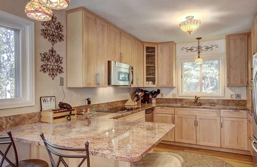Warrior's Mark West House | Timber Hill - Large home In Prestigious Warrior`s Mark West, Private Hot Tub, Sa