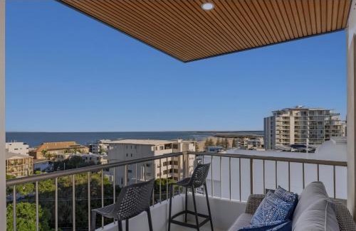 Caloundra Apartment | Tingles on Dingle