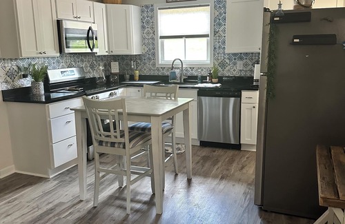 Oconee County House | Tiny home located in Walhalla - foothills of Blue Ridge Mountains.