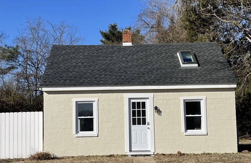 Warsaw House | Tiny House w/Loft 2 min. away from Town of Warsaw’s Main Street!