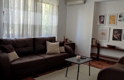 Tirana Apartment | Tirana Center Rustic Retreat