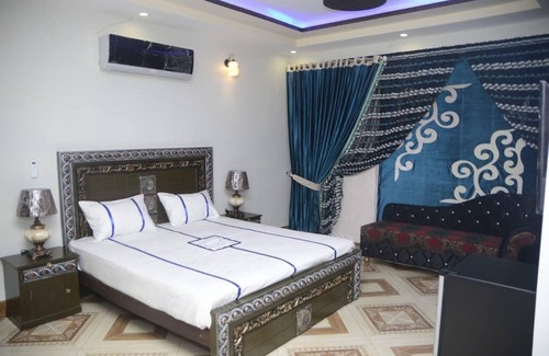 Faisalabad Hotel | Titanic Resort Faisalabad