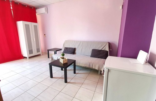Markopoulon Apartment | Tk1-george Apartments by the Airport