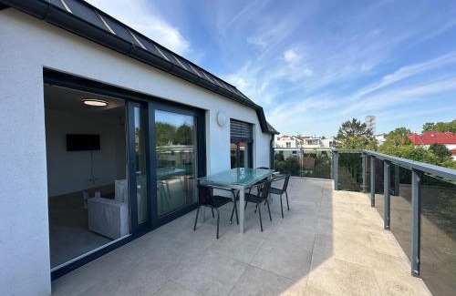 Floridsdorf Apartment | To Had Apartments with Balcony or Terrace, 400m from U-Bahn, Top Location