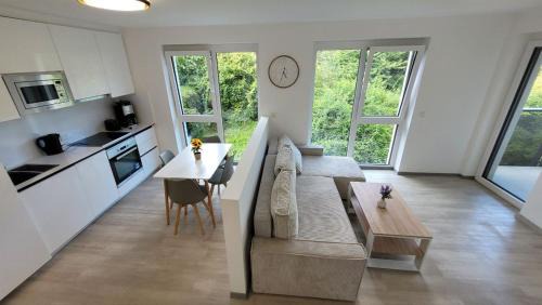 Floridsdorf Apartment | To Had Apartments with Balcony or Terrace, 400m from U-Bahn, Top Location