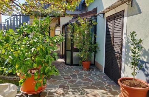 Umag Apartment | Tolles Appartement in Umag mit Grill, Terrasse und Garten