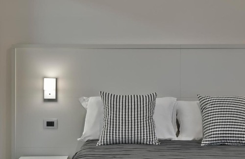 Laura House | Tolomeo Rooms