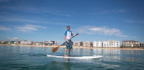 Sandbanks Apartment | Top Floor Sandbanks Apartment with Free Parking just minutes from the Beach and Bars