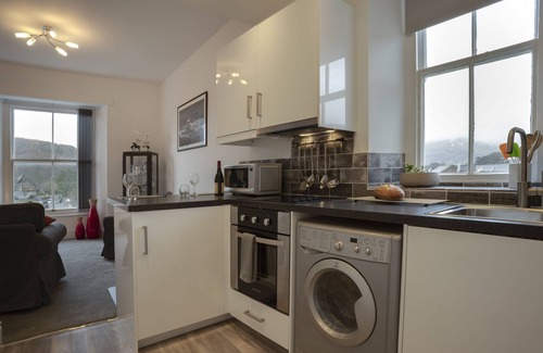 Ambleside Apartment | Top of the Bank Apartment