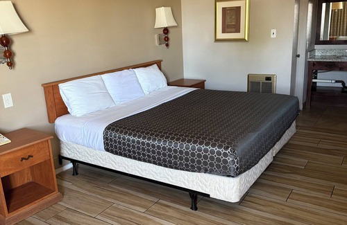 Yuma Hotel | Torch Lite Lodge