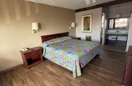 Yuma Hotel | Torch Lite Lodge