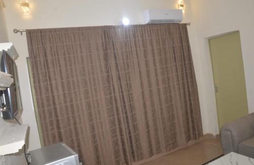 Bamako Apartment | Torobali IMMO Apartment 3- Elegant 1BDR Flat- City Center- Great for Long Stays