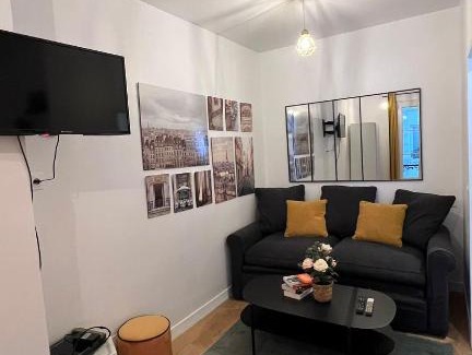 Quartier du Gros-Caillou Apartment | Tour Eiffel Apartment