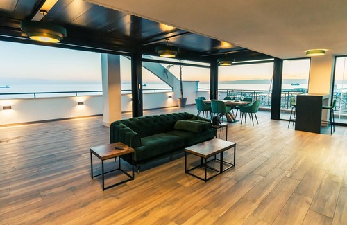 Civitavecchia Apartment | Tower Beach Suite