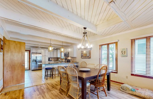 Rehoboth by the Sea House | Town of Dewey Beach home close to beach with W/D & fast WiFi - dogs OK