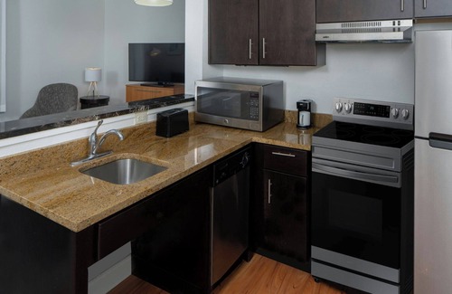 Huntsville Hotel | TownePlace Suites Huntsville West/Redstone Gateway