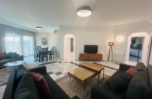 Les Berges du Lac Apartment | Très Bel Appart Vu Lac Tunis