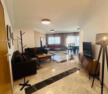 Les Berges du Lac Apartment | Très Bel Appart Vu Lac Tunis