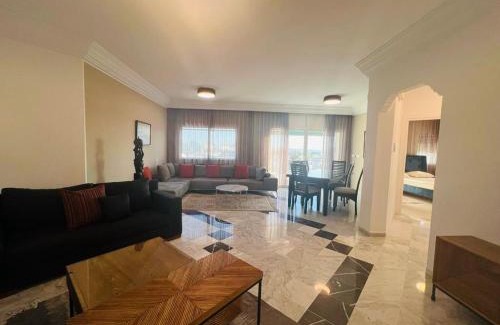 Les Berges du Lac Apartment | Très Bel Appart Vu Lac Tunis